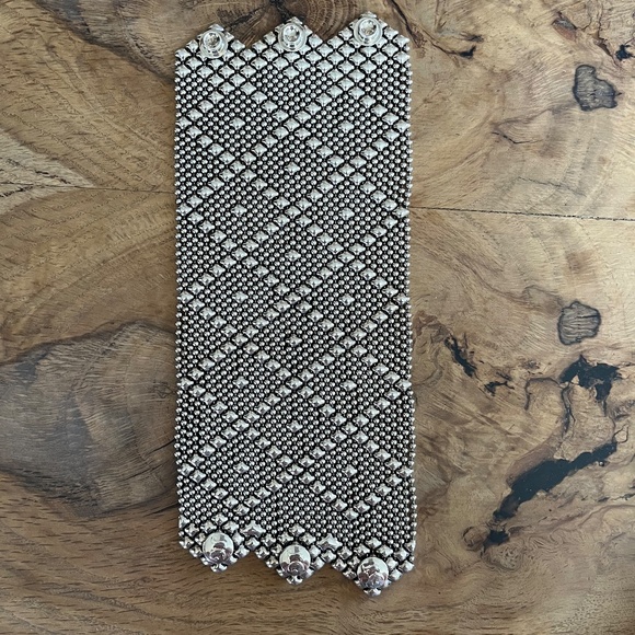 Liquid Metal Bracelet with 3 Snaps - Picture 8 of 15